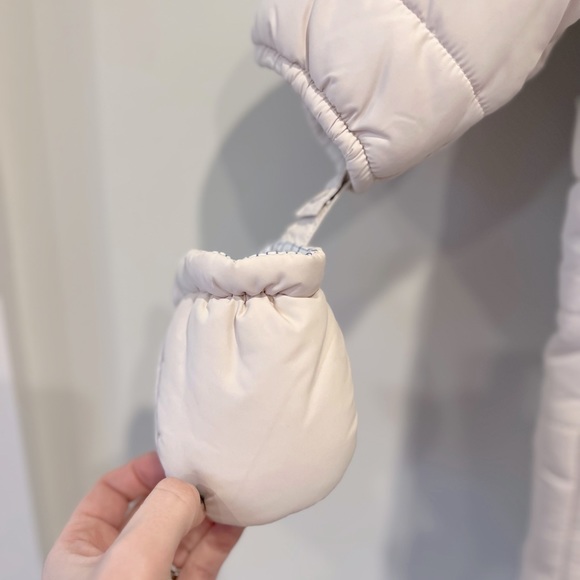 New with tags. Jacadi fur hooded snow suit, size 6M. Pristine. Retail $230. - Picture 2 of 10